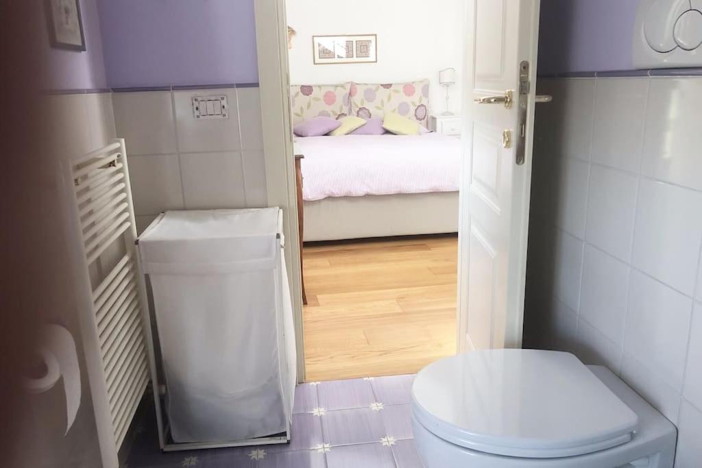 Lovely Independent Mini-Apartment In Central Roma Esterno foto